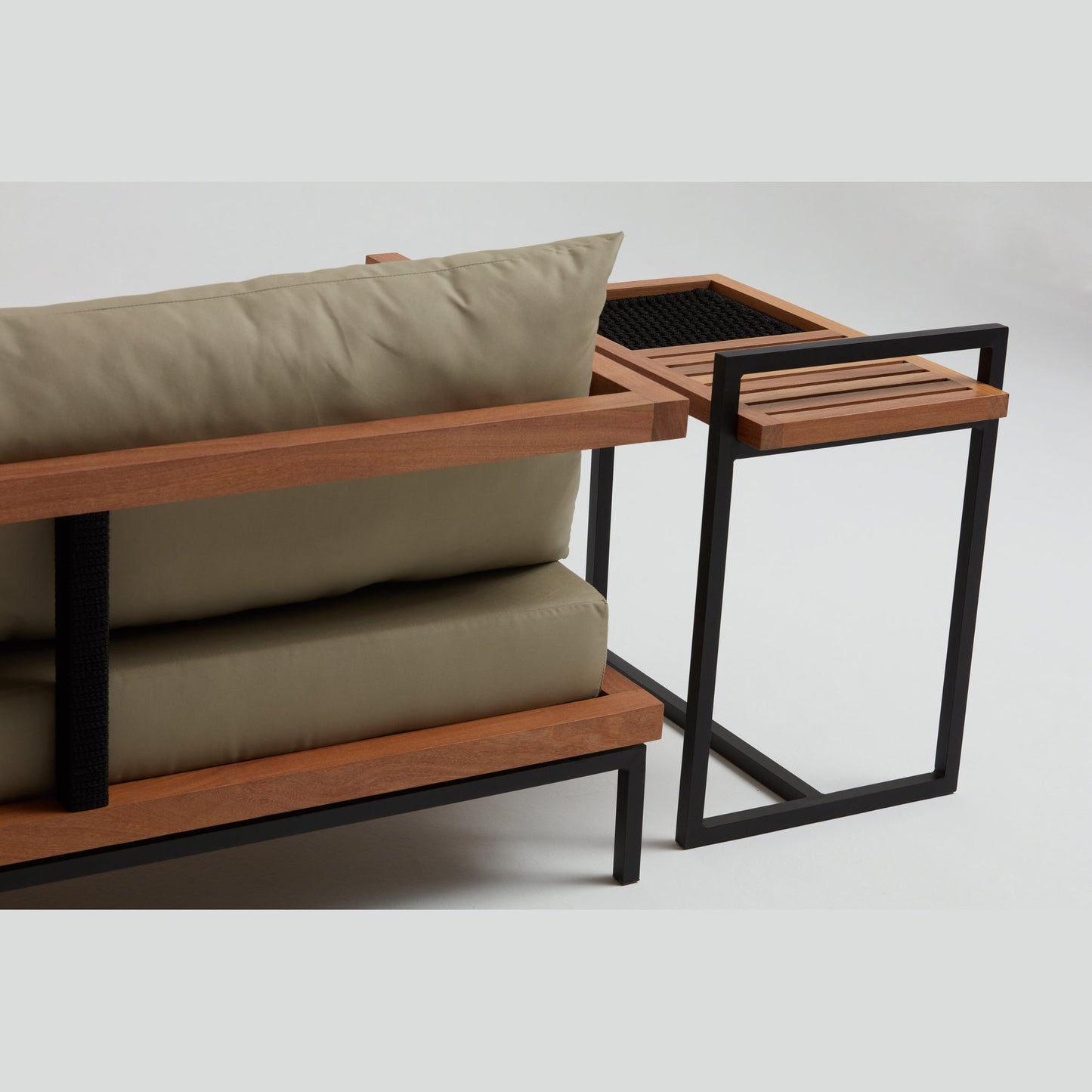 Mesa Lateral Maresias